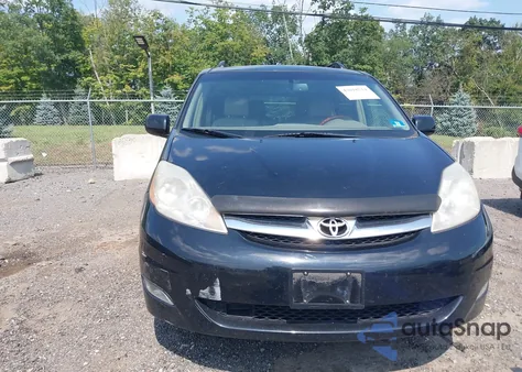 2008 Toyota Sienna Limited из США, поврежденный, VIN 5TDBK22C98S011075